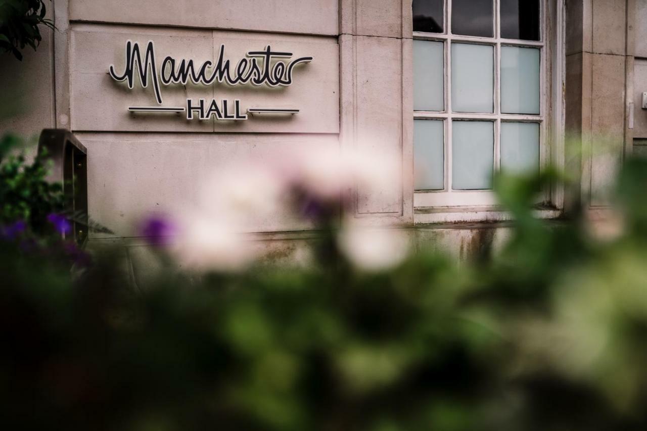 Manchester Hall Ngoại thất bức ảnh